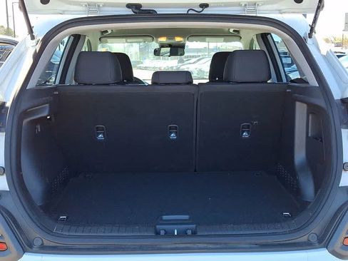 Used 2019 Hyundai Kona SE w/ Cargo Package image 29