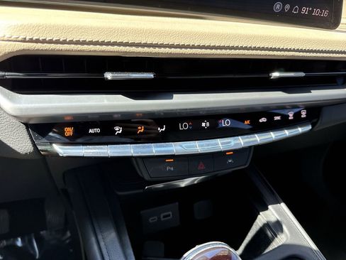 Used 2024 Cadillac XT4 Premium Luxury FWD image 51