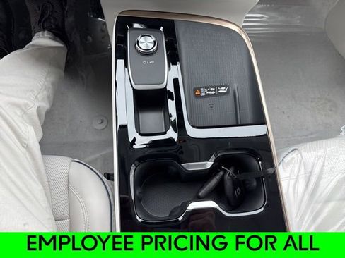 New 2026 Buick Enclave Avenir w/ Super Cruise Package image 17