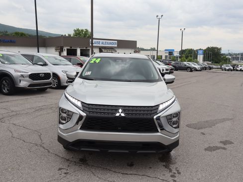 Used 2024 Mitsubishi Eclipse Cross ES AWD/4WD image 11