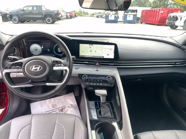Used 2024 Hyundai Elantra Limited FWD image 22