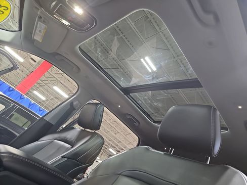 Used 2023 Jeep Grand Cherokee L Limited image 31