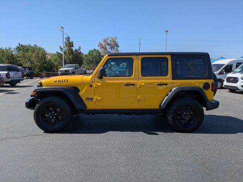 Used 2021 Jeep Wrangler Unlimited Sport AWD/4WD image 7