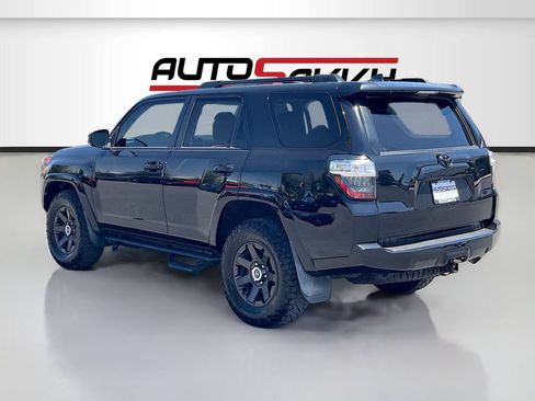 Used 2021 Toyota 4Runner Trail Special Edition AWD/4WD image 5