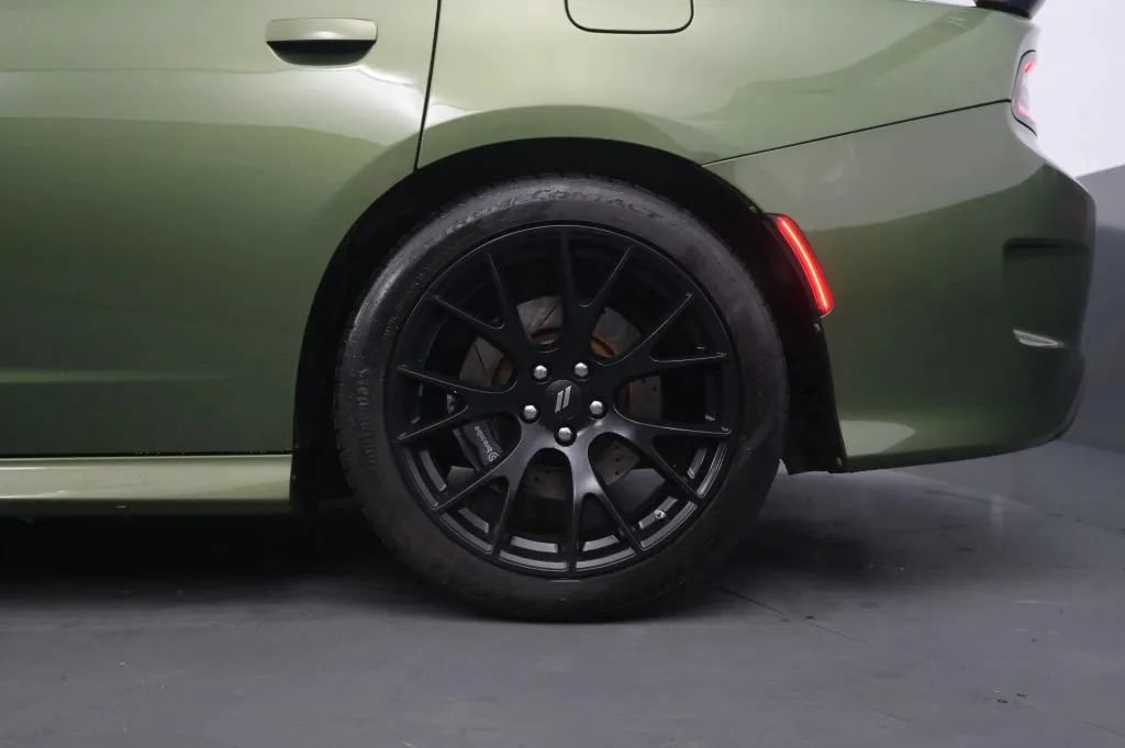 Used 2018 Dodge Charger R/T Scat Pack w/ Dynamics Package RWD image 14