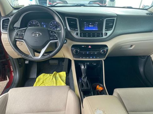 Used 2017 Hyundai Tucson Sport FWD image 30