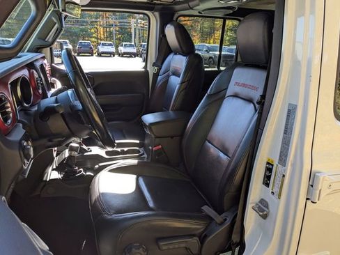 Certified 2020 Jeep Wrangler Unlimited Rubicon w/ Dual Top Group image 21