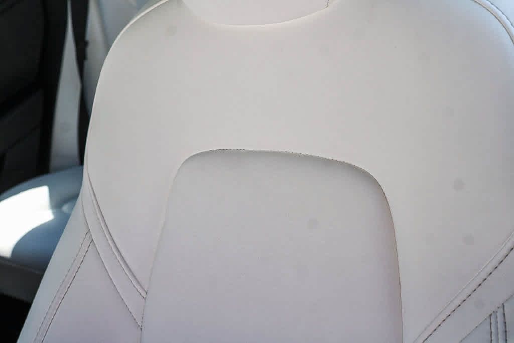 Used 2021 Tesla Model 3 Standard Range Plus RWD image 12