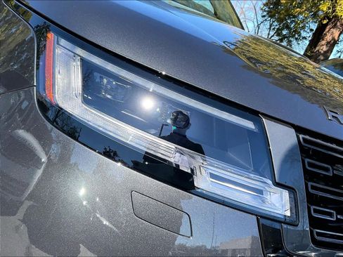 New 2026 Land Rover Range Rover SE image 33