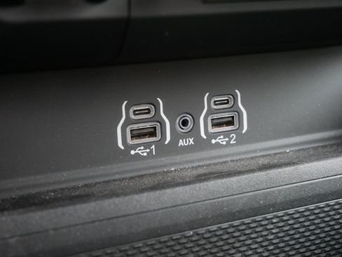 Used 2025 RAM 1500 Big Horn image 28