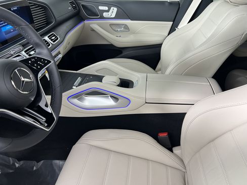 New 2026 Mercedes-Benz GLE 450 4MATIC Coupe image 4