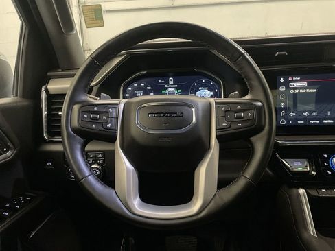 Used 2023 GMC Sierra 1500 Denali image 5