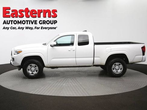 Used 2021 Toyota Tacoma SR RWD image 57