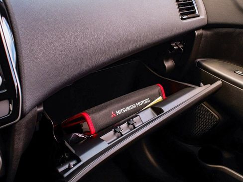 New 2025 Mitsubishi Outlander Sport AWD image 18