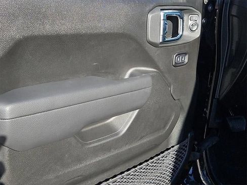 New 2026 Jeep Wrangler Unlimited Rubicon image 51