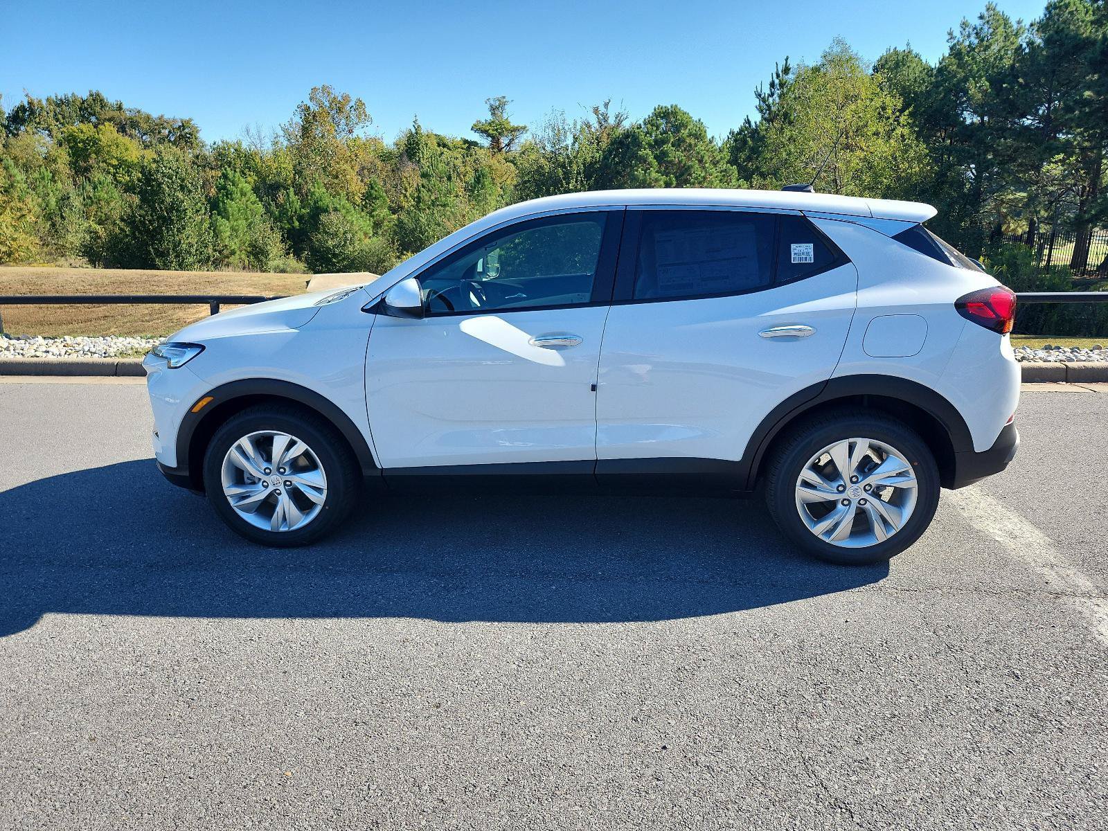 New 2026 Buick Encore GX Preferred w/ Comfort Package FWD image 2