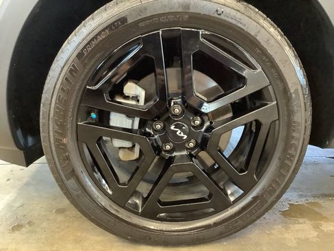 Certified 2024 Kia Telluride EX X-Line AWD/4WD image 26