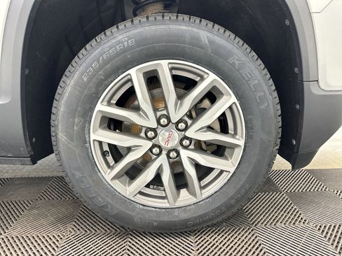 Certified 2019 GMC Acadia SLE image 12