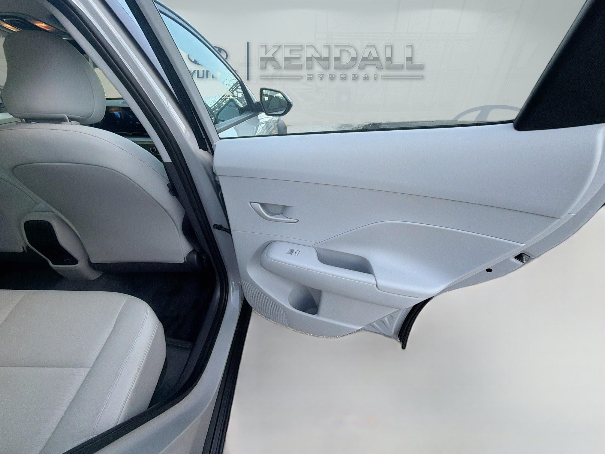 Used 2024 Hyundai Kona SE FWD image 27