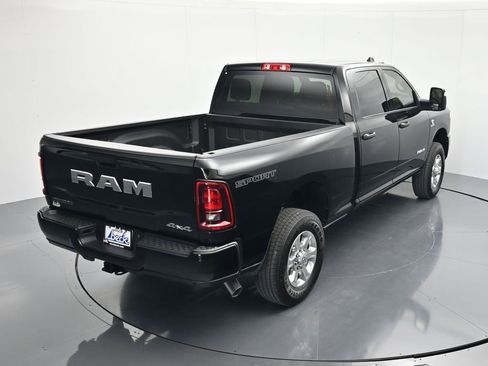 New 2026 RAM 3500 Big Horn AWD/4WD image 32