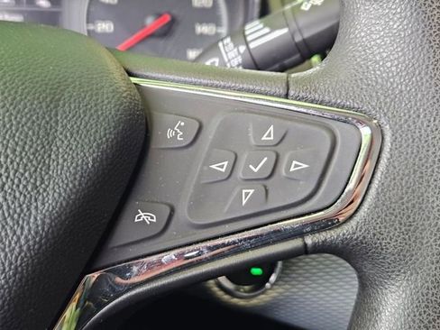 Used 2019 Chevrolet Cruze LT w/ Convenience Package FWD image 12