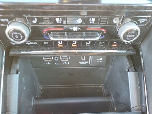 Used 2024 Jeep Grand Cherokee L Summit image 18