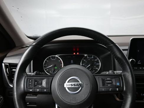 Used 2021 Nissan Rogue SV w/ Premium Package AWD/4WD image 13