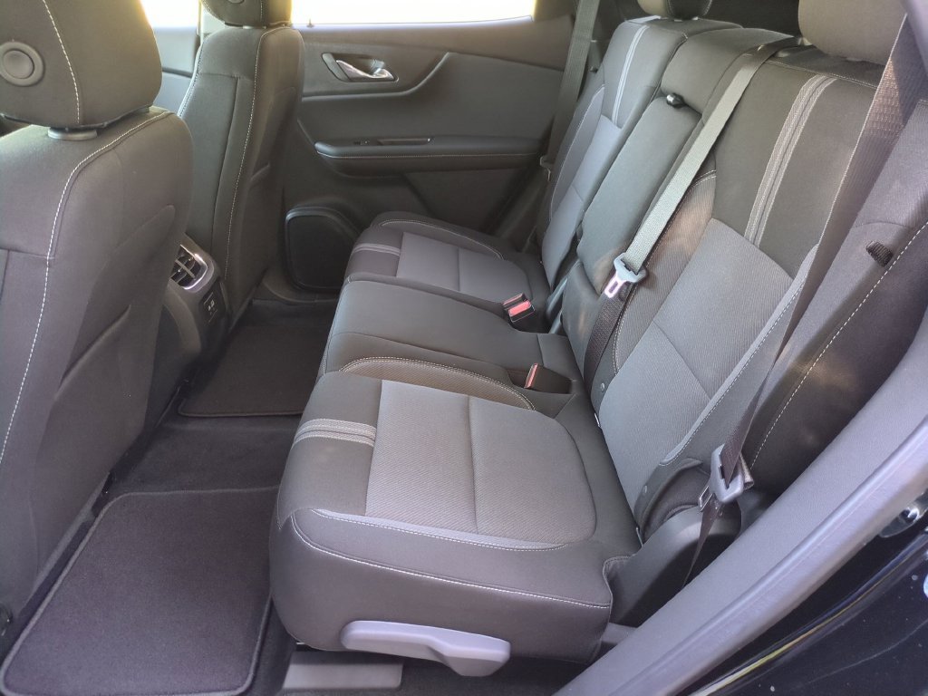 New 2026 Chevrolet Blazer LT w/ Convenience Package FWD image 28