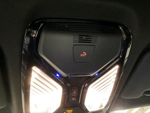 Used 2021 BMW X5 xDrive40i w/ M Sport Package image 29