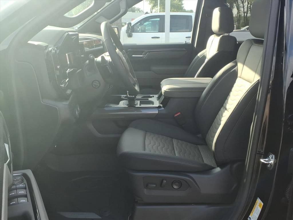 New 2026 Chevrolet Silverado 1500 ZR2 AWD/4WD image 17