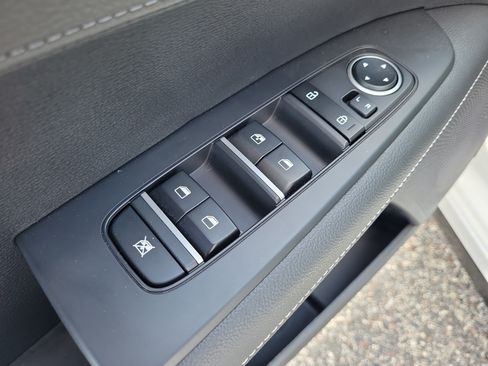 Used 2023 Kia Forte GT-Line w/ GT-Line Premium Package FWD image 10