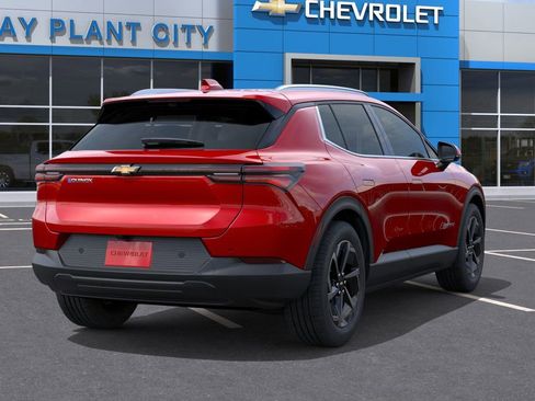 New 2026 Chevrolet Equinox EV LT w/ LPO, All-Weather Mat Package image 4