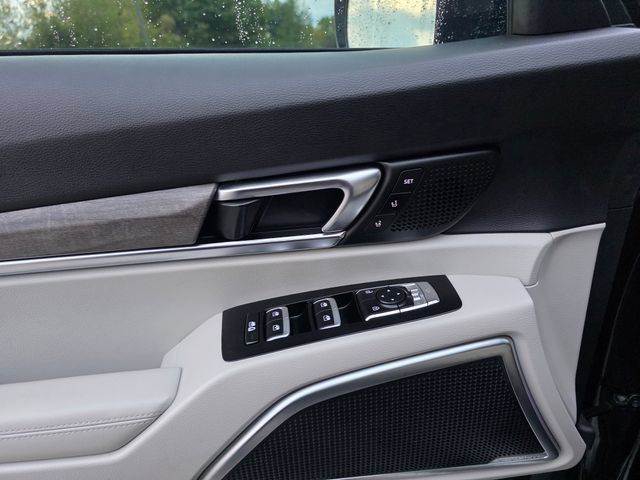 Certified 2022 Kia Telluride SX w/ SX Prestige Package AWD/4WD image 28