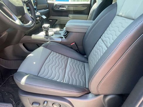 New 2026 Chevrolet Silverado 1500 ZR2 w/ LPO, Dark Essentials Package AWD/4WD image 10