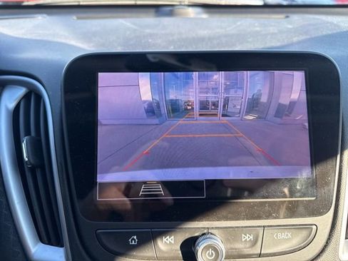 Used 2023 Chevrolet Malibu LS image 13