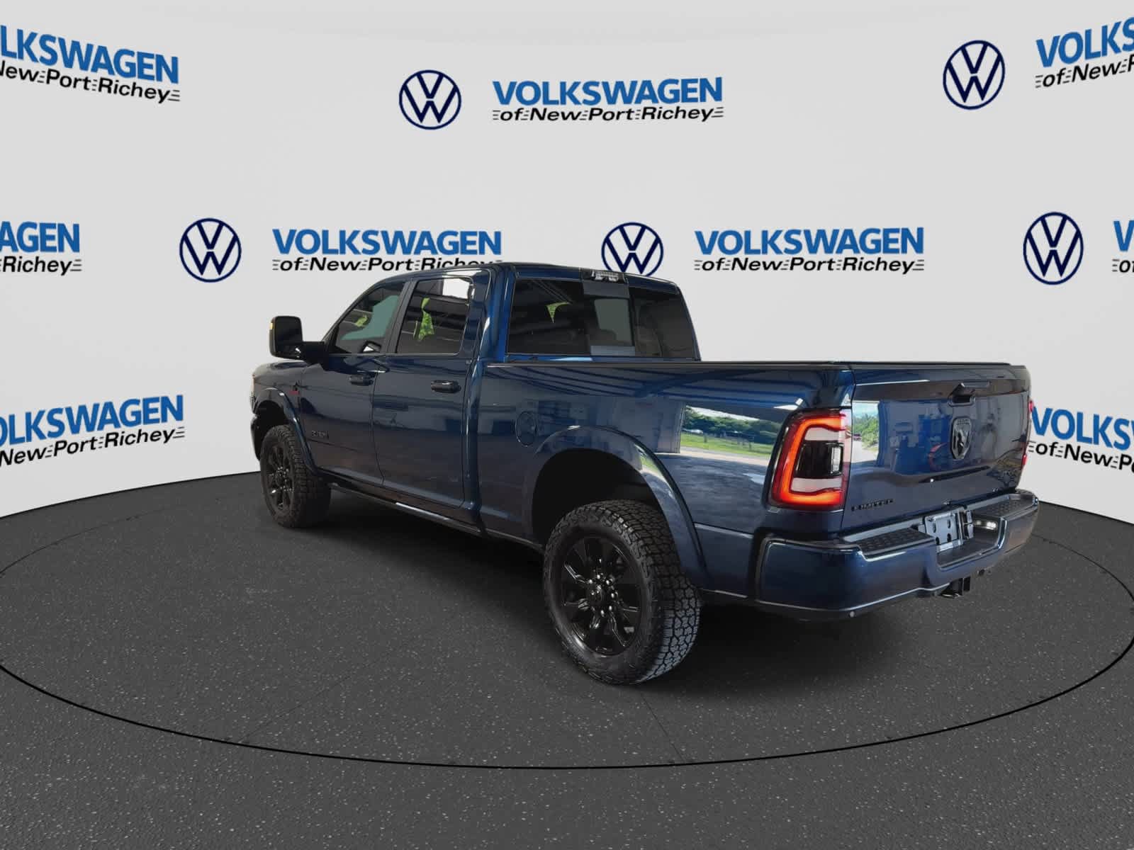 Used 2024 RAM 2500 Limited AWD/4WD image 6
