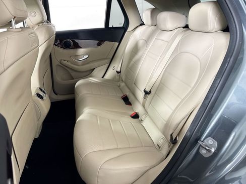 Used 2018 Mercedes-Benz GLC 300 4MATIC image 29