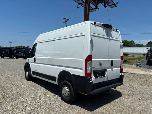 Used 2020 RAM ProMaster 1500 w/ Premium Appearance Group FWD image 3