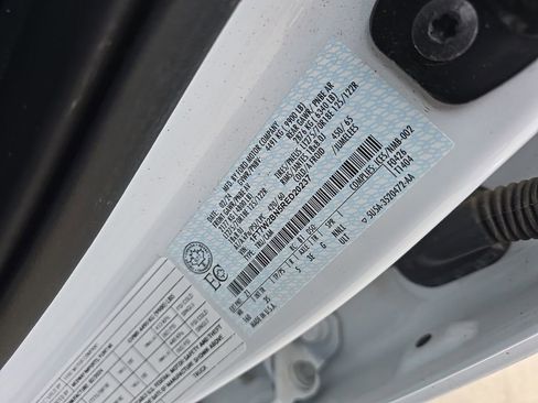 Used 2024 Ford F250 XLT image 9