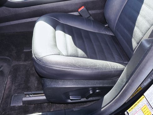 Used 2018 Ford Fusion SE w/ Equipment Group 602A image 11