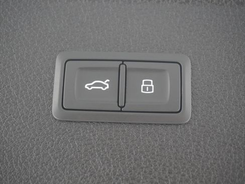 Used 2019 Audi Q5 2.0T Premium Plus w/ Premium Plus Package image 28