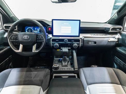 New 2026 Toyota Tacoma TRD Off-Road AWD/4WD image 14