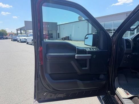 Used 2019 Ford F150 XLT w/ Equipment Group 302A Luxury AWD/4WD image 14