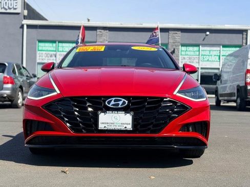 Used 2021 Hyundai Sonata SEL w/ Preferred Accessory Package image 2
