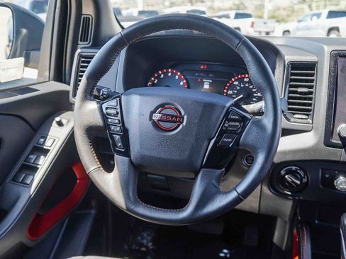 Used 2024 Nissan Frontier PRO-4X AWD/4WD image 16