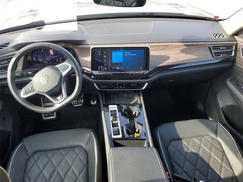 Certified 2025 Volkswagen Atlas SEL Premium R-Line image 15