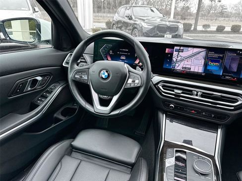 Certified 2024 BMW 330i xDrive Sedan w/ Convenience Package image 23