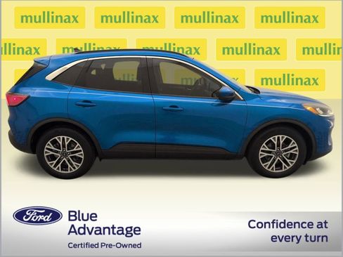 Used 2020 Ford Escape SEL image 2