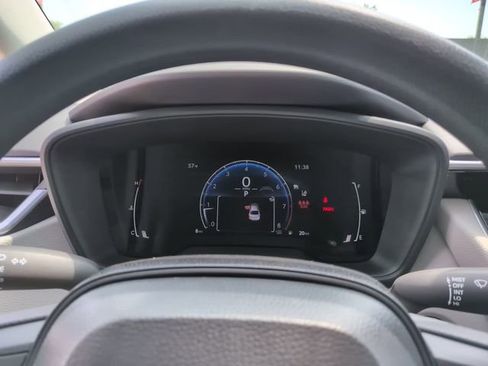 Used 2026 Toyota Corolla LE w/ LE Premium Package FWD image 19