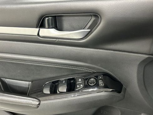 Used 2021 Nissan Altima 2.5 SV image 11